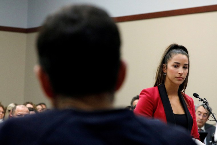 Image: Aly Raisman speaks at the sentencing hearing for Larry Nassar