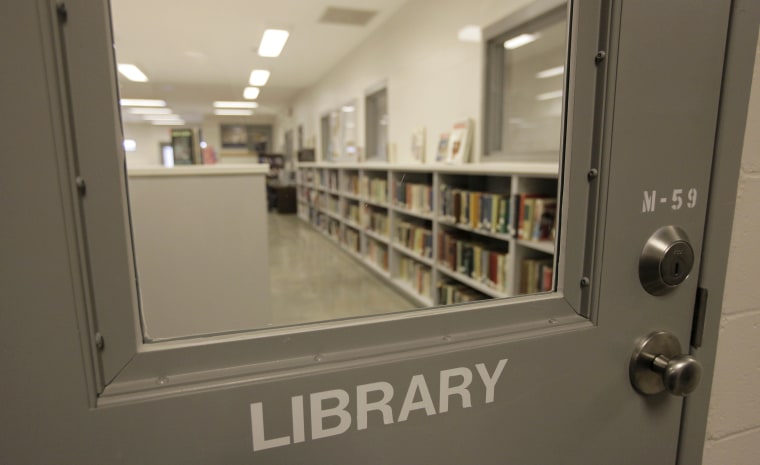 Image: Prison Library