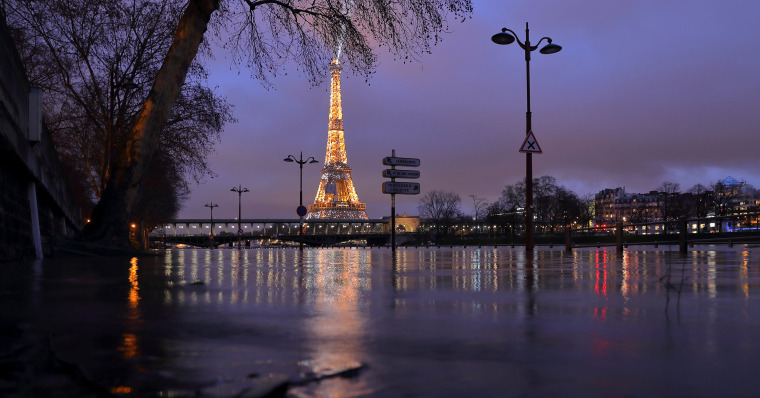 Image: A view shows the flooded banks of the Seine River and the Eiffel Tower after days of rainy weather in Paris