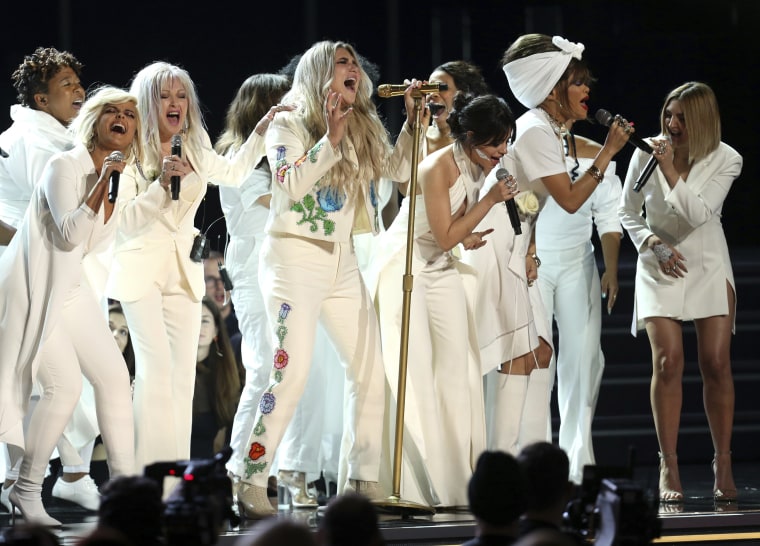 Image: Kesha at Grammy Awards