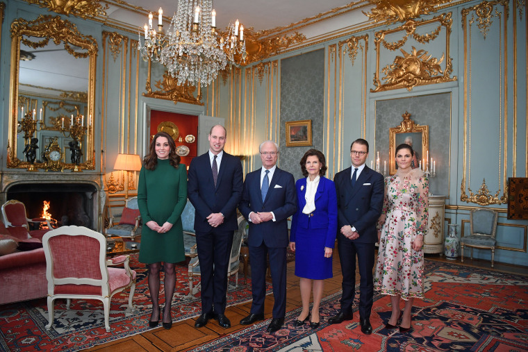 Image: Britain's Prince William and Catherine, the Duchess of Cambridge are greeted by Sweden's King Gustaf, Queen Silvia , Prince Daniel and Crown Princess Victoria ahead of a lunch at the Royal Palace of Stockholm