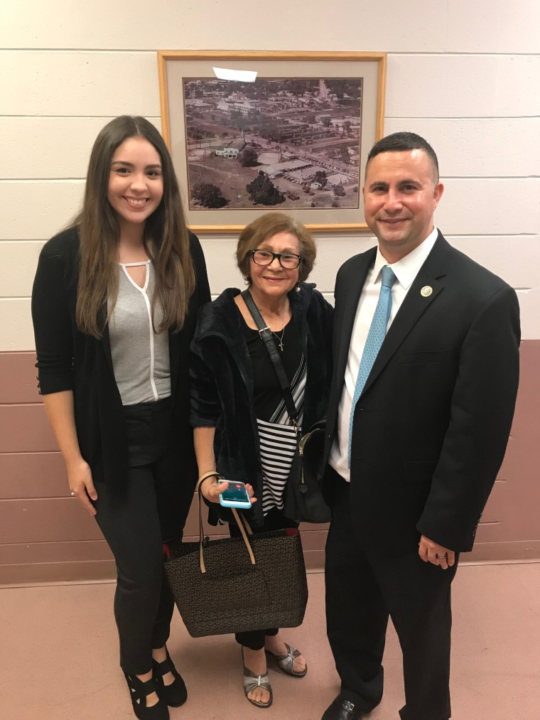 Claudia Baez, her grandmother, and Congressman Darren Soto.