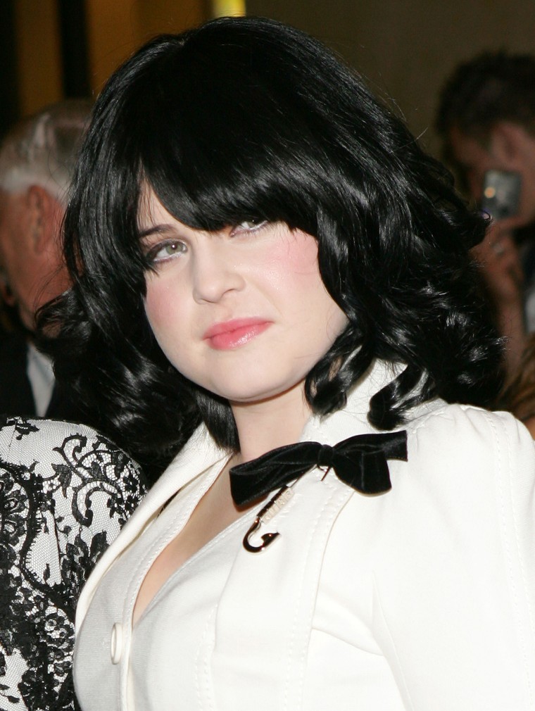 Kelly Osbourne 2005 with dark hair