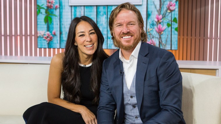 Fixer Upper, Chip and Joanna Gaines, apology from writer who questioned their parenting priorities