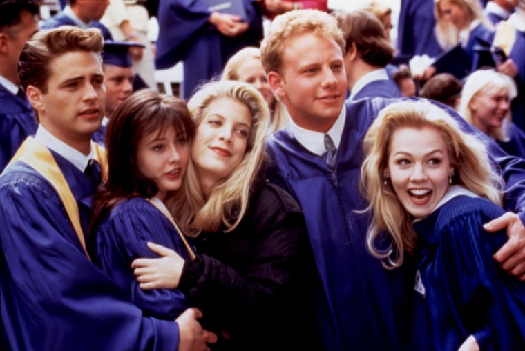 BEVERLY HILLS, 90210, 1990-2000, Jason Priestley, Shannen Doherty, Tori Spelling, Ian Ziering, Jenni