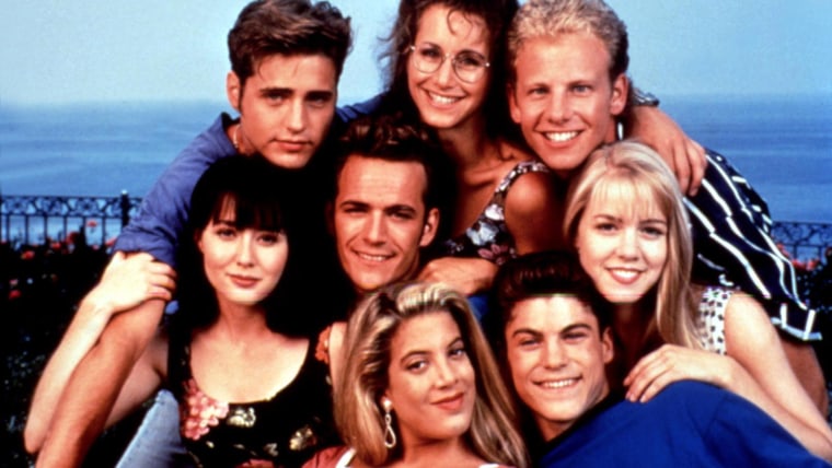BEVERLY HILLS, 90210, 1990-2000, Shannen Doherty, Luke Perry, Tori Spelling, Brian-Austin Green, Jen