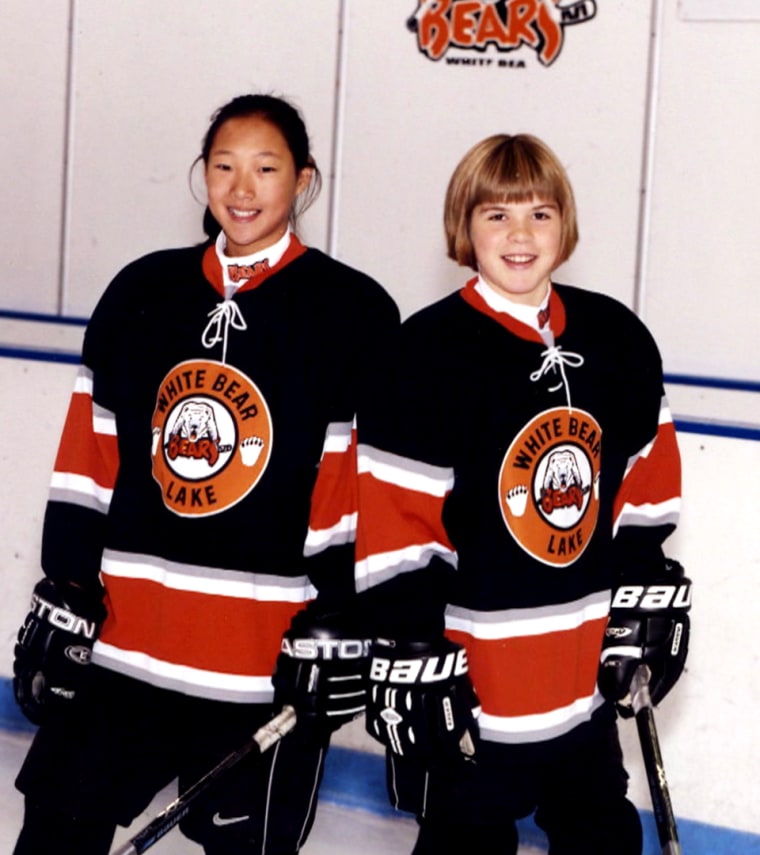 Sisters Hannah and Marissa Brandt