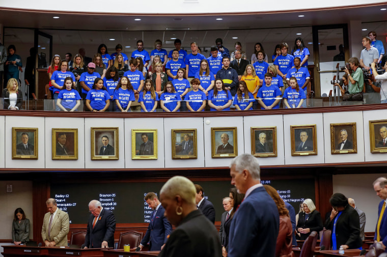 Image: Students from Marjory Stoneman Douglas High School meet with Florida state legislators in Tallahassee