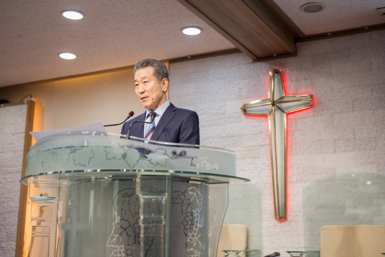 Image: South Korean pastor Ki-won Chun