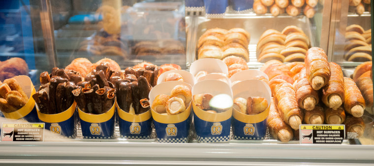 Mini Brands Foodie Auntie Anne's Pretzel Dog