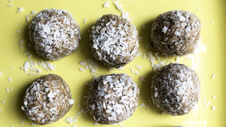 These keto power bites are packed with protein and easy to make ahead.