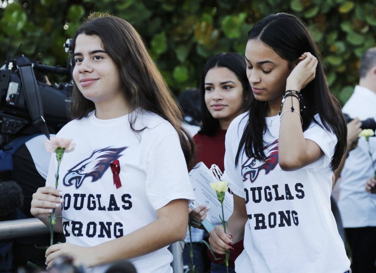 Image: Students return to Marjory Stoneman Douglas High School