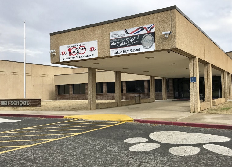 Image: The main entrance of Dalton High School