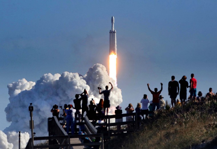 Image: SpaceX Launches Falcon Heavy Rocket In Historic Flight