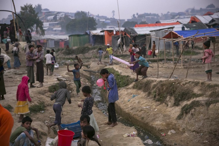 Image: Rohingya refugees