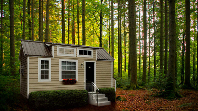 Home - Seniors living in tiny houses