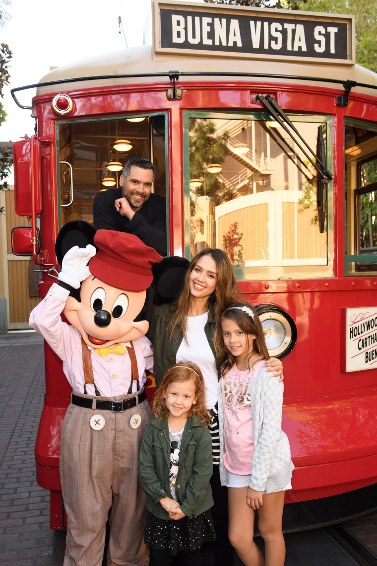 Jessica Alba And Family