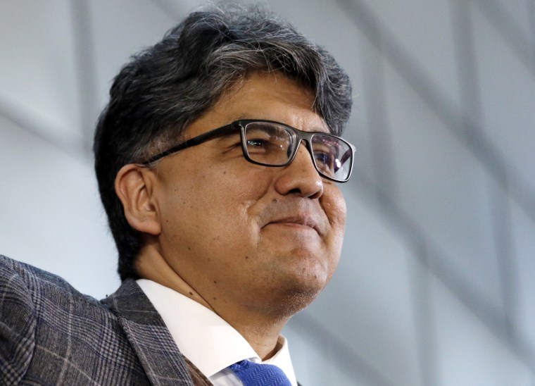 Image: Sherman Alexie gives the keynote address at a celebration of Indigenous Peoples' Day