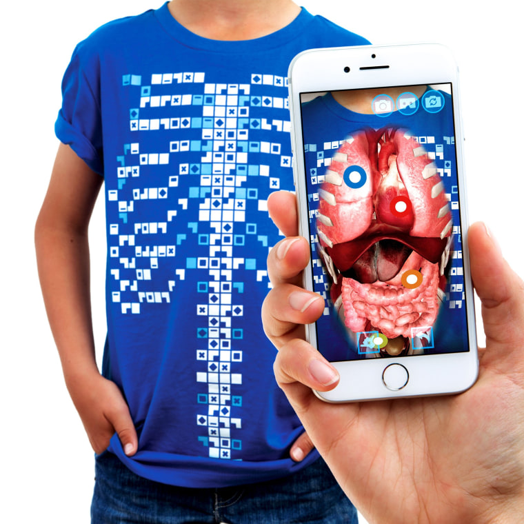 Virtuali-Tee - Augmented Reality T-Shirt