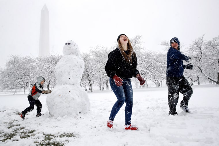 Image: Washington snowstorm 