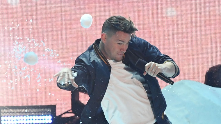 Channing Tatum onstage at the 2018 Nickelodeon Kids' Choice Awards