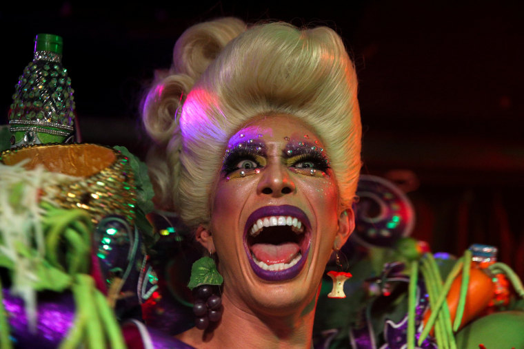 Thai drag queens hope new TV show brings LGBTQ acceptance pic