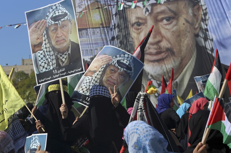 Image: Palestinians mark the 13th anniversary Palestinian President Yasser Arafat's death in Gaza City