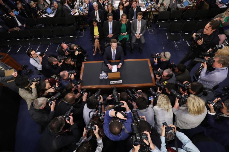Image: Mark Zuckerberg arrives to testify before a Senate hearing