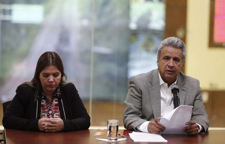 Image: President of Ecuador confirms the murder of kidnapped journalists