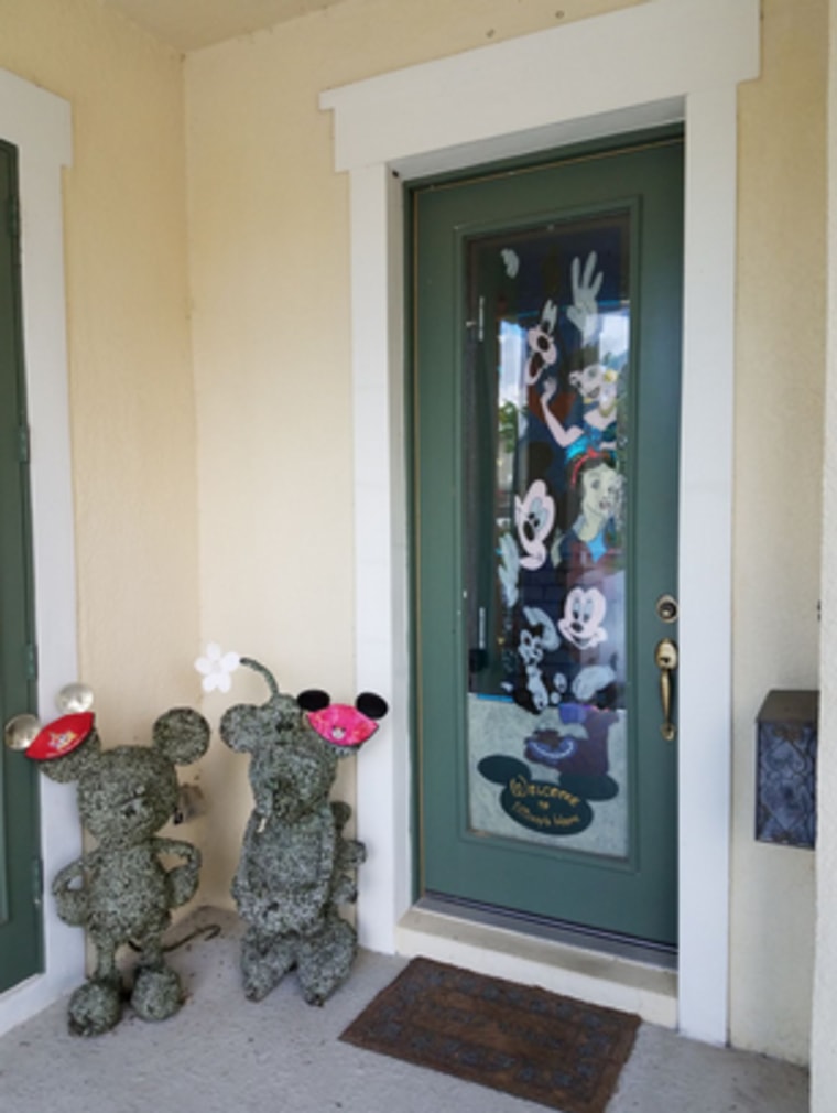 Disney-Inspired Home Decor Helps Fans Take Home the Magic - The