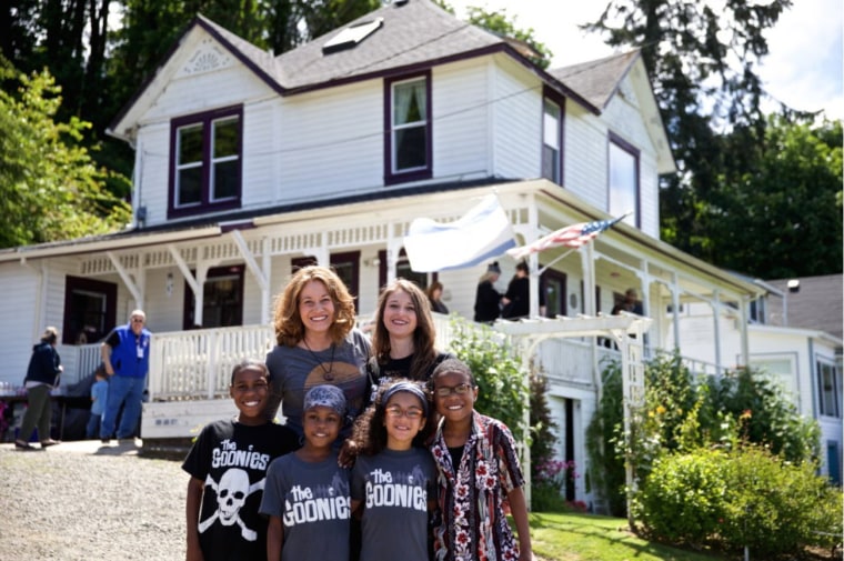 Image: Image: Devonte Hart and family