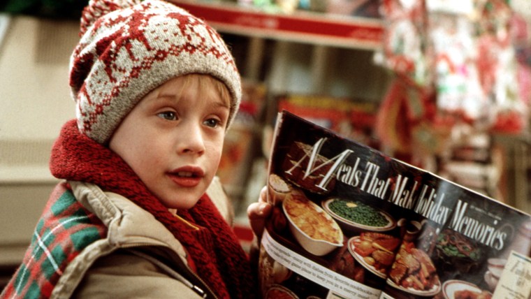 HOME ALONE, Macaulay Culkin, 1990.