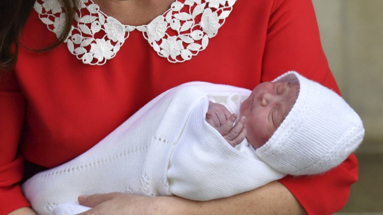 Image: The Duchess of Cambridge shows off her newborn son