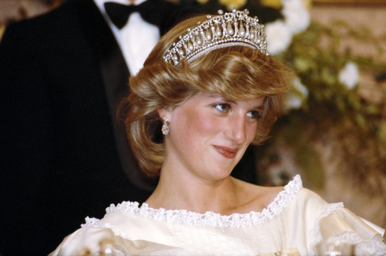 The Cambridge Lover’s Knot Tiara, made famous by Princess Diana and also worn by Duchess Kate, contains 19 pearls dangling from diamond arches.