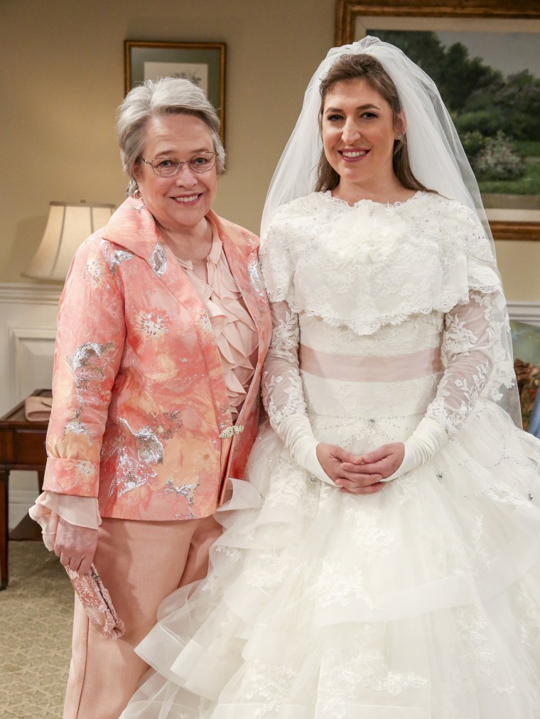 Big Bang Theory wedding episode honored Stephen Hawking