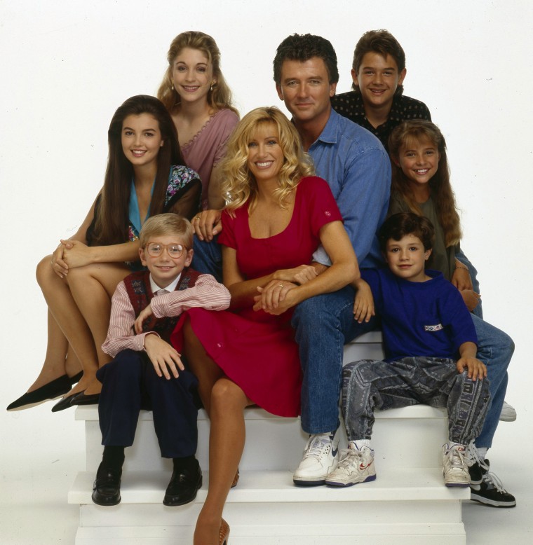 CLOCKWISE FROM BOTTOM L: CHRISTOPHER CASTILE;ANGELA WATSON;STACI KEANAN;SUZANNE SOMERS;PATRICK DUFFY;BRANDON CALL;CHRISTINE LAKIN;JOSH BYRNE