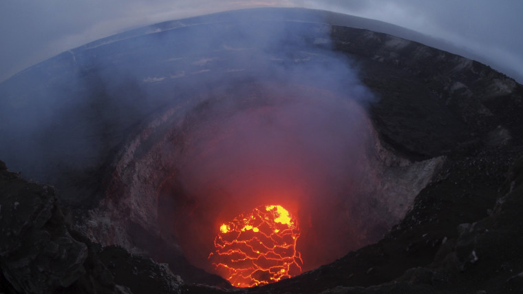 Image: The lava lake at the summit