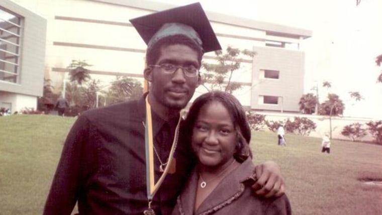 Once homeless mother and son graduate from college together