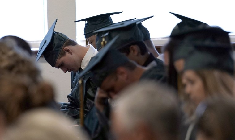 Image: Santa Fe High School graduates