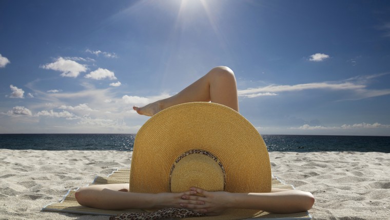 There’s no pill or capsule that can replace your sunscreen, the FDA warns. 