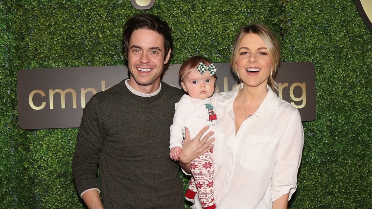 Former "Bachelorette" star Ali Fedotowsky and her husband and daughter