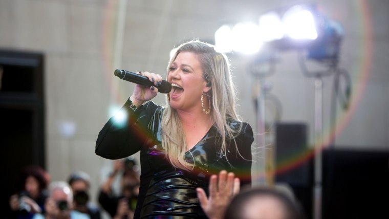 Kelly Clarkson on TODAY