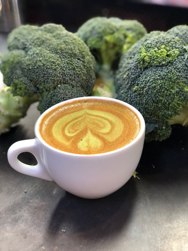 The broccoli latte is made with broccoli powder to get more servings of vegetables.