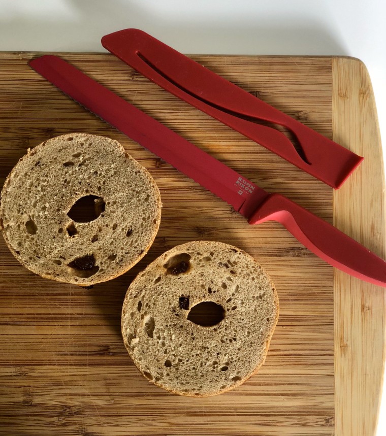 Kuhn Rikon serrated bread knife