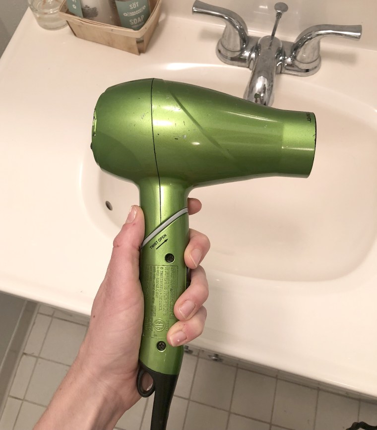 Green blow outlet dryer