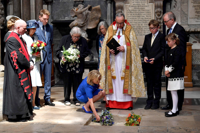 Image: the ashes of British scientist Stephen Hawking