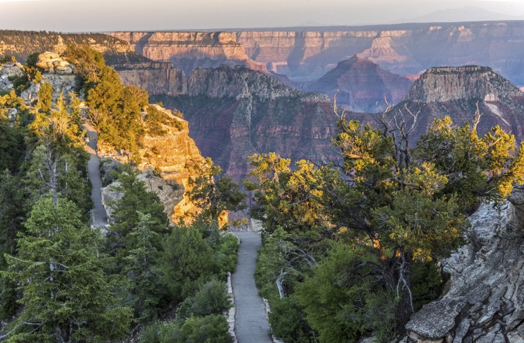 Family Travel Guide: Trail to Bright Angel Point, Grand Canyon