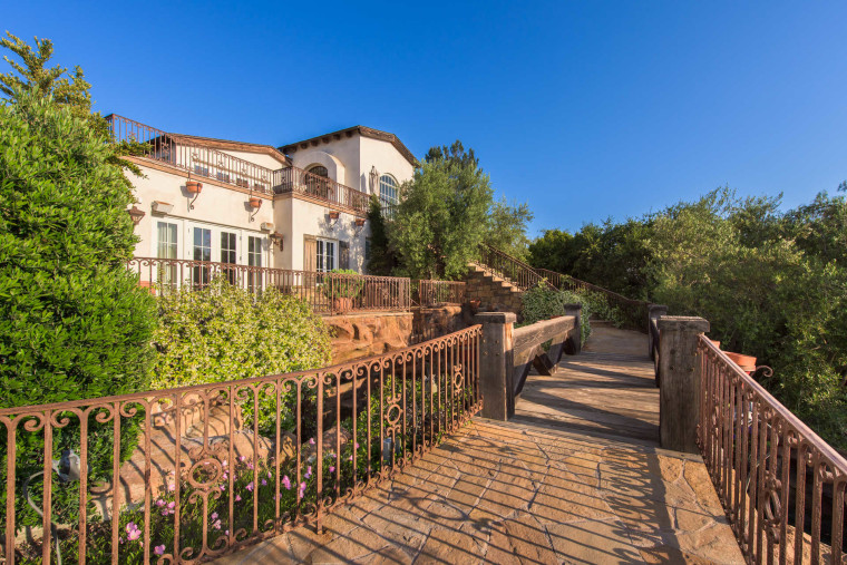 Eva Longoria Hollywood Hills home