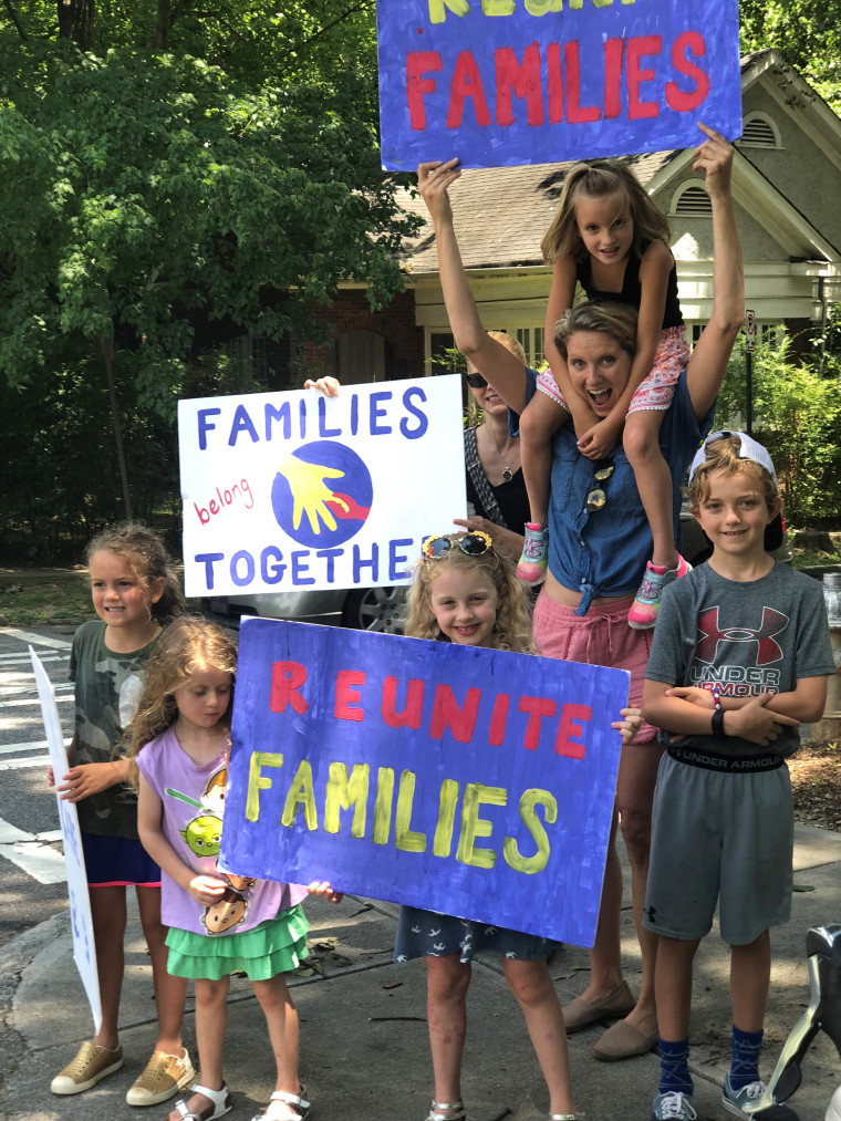 6-year-old inspires $13K lemonade stand fundraiser for separated migrant families