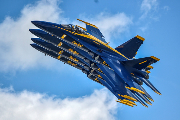 Image: The U.S. Navy flight demonstration squadron, the Blue Angels, perform during the Vectren Dayton Air Show